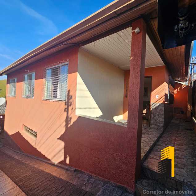 {{layout.imobiliaria.imb_razaosocial}}