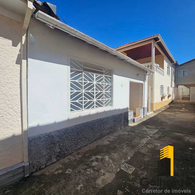 {{layout.imobiliaria.imb_razaosocial}}