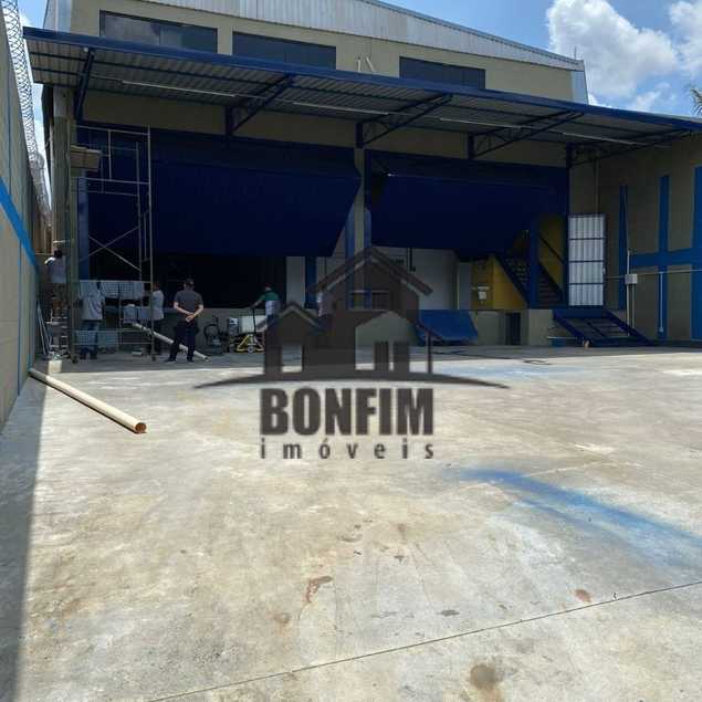 {{layout.imobiliaria.imb_razaosocial}}