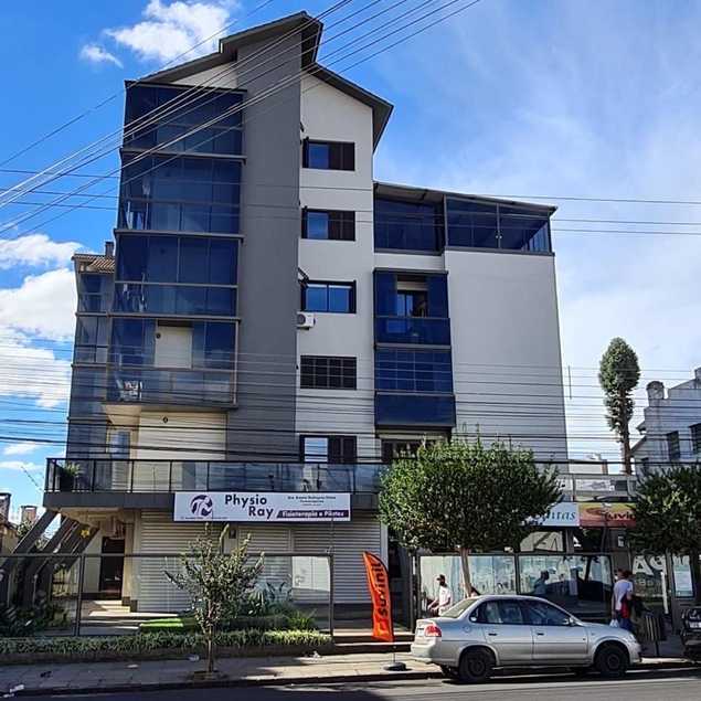 {{layout.imobiliaria.imb_razaosocial}}