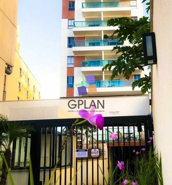 {{layout.imobiliaria.imb_razaosocial}}