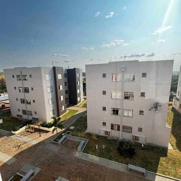 {{layout.imobiliaria.imb_razaosocial}}