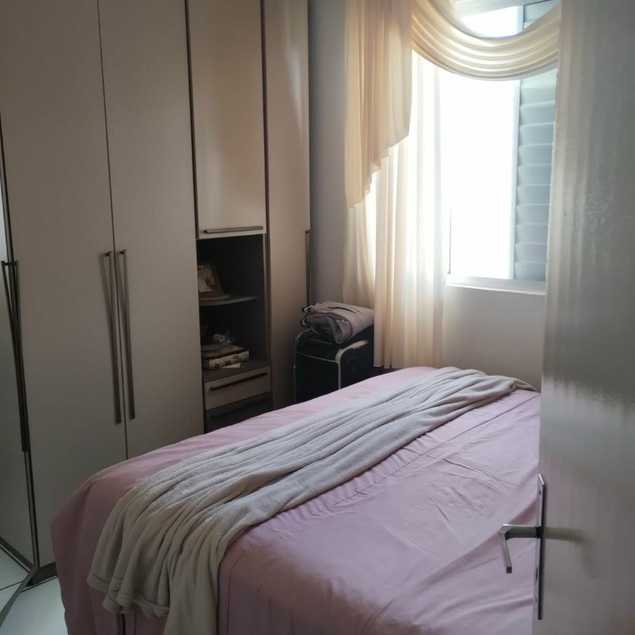 {{layout.imobiliaria.imb_razaosocial}}