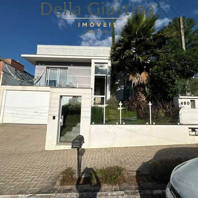 Della Giustina Rocha Carvalho Imóveis LTDA