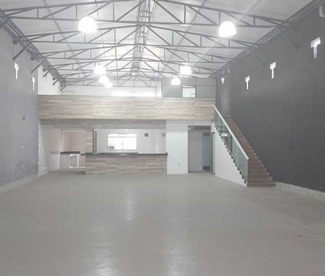 {{layout.imobiliaria.imb_razaosocial}}