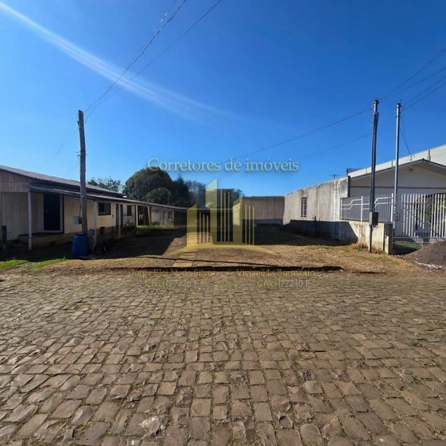 Corretores de Imóveis Elói  Viviane