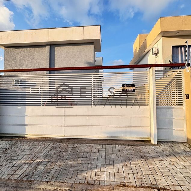 Elisa Maria Corretora