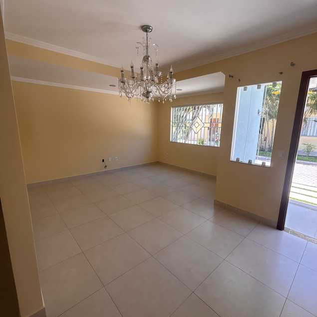 Elisa Maria Corretora