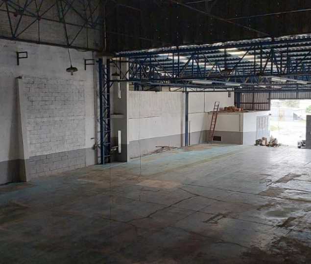 {{layout.imobiliaria.imb_razaosocial}}