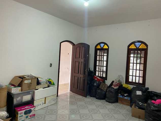 {{layout.imobiliaria.imb_razaosocial}}