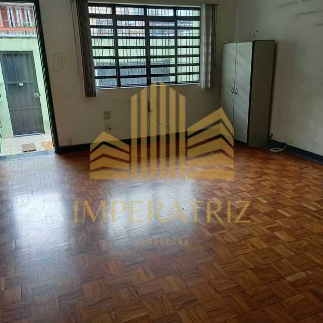 {{layout.imobiliaria.imb_razaosocial}}