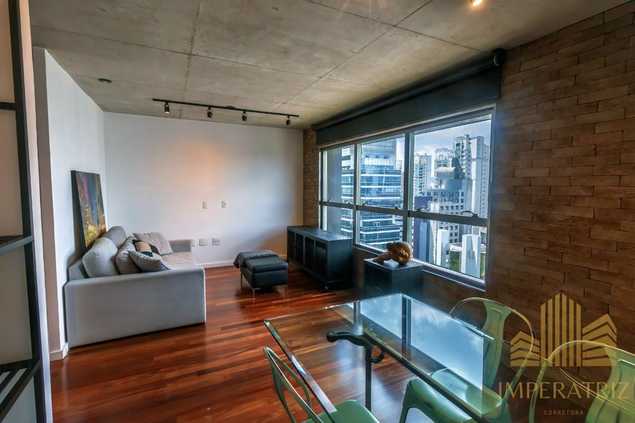 {{layout.imobiliaria.imb_razaosocial}}
