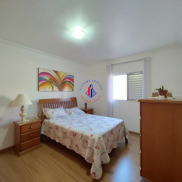 {{layout.imobiliaria.imb_razaosocial}}
