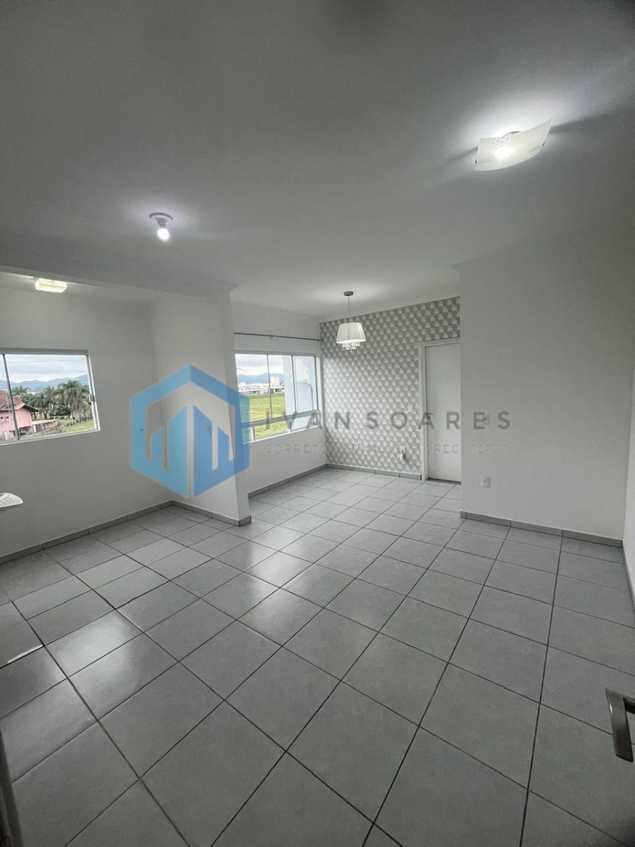 {{layout.imobiliaria.imb_razaosocial}}