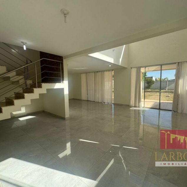 Larbow Investimentos Imobiliários Ltda