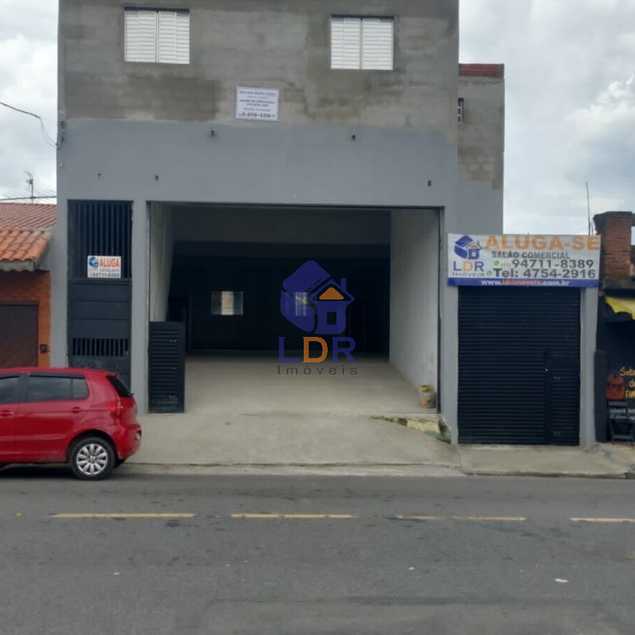 {{layout.imobiliaria.imb_razaosocial}}