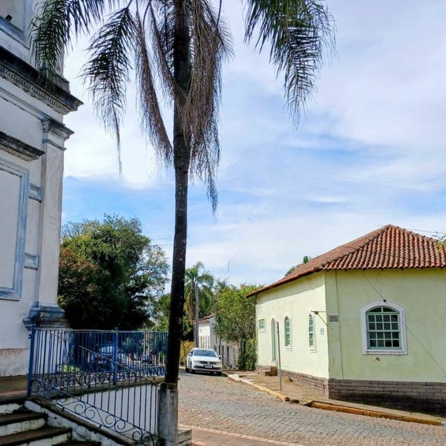 Leal e Becker Serviços Imobiliários Ltda