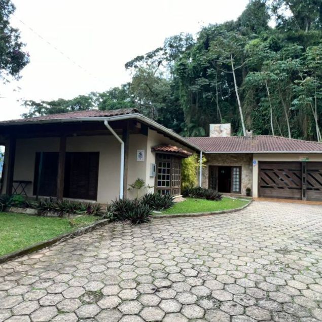 Leila Imóveis LTDA