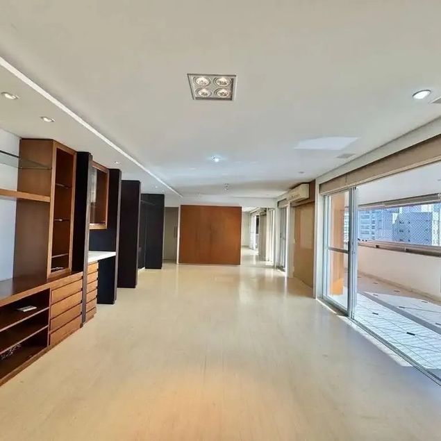 LONDON IMÓVEIS ASSESSORIA IMOBILIÁRIA