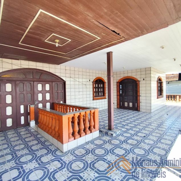 {{layout.imobiliaria.imb_razaosocial}}