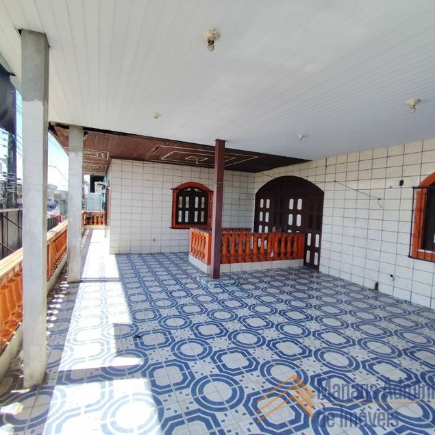 {{layout.imobiliaria.imb_razaosocial}}