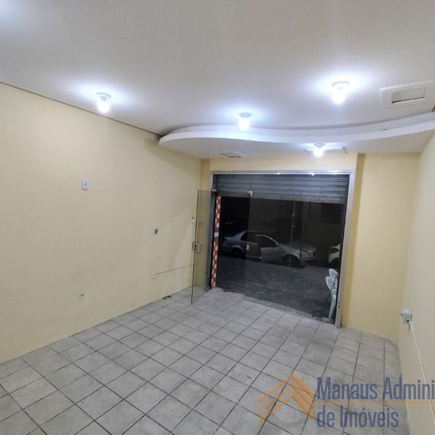 {{layout.imobiliaria.imb_razaosocial}}