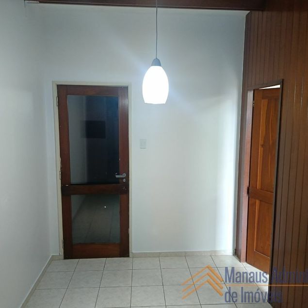 {{layout.imobiliaria.imb_razaosocial}}