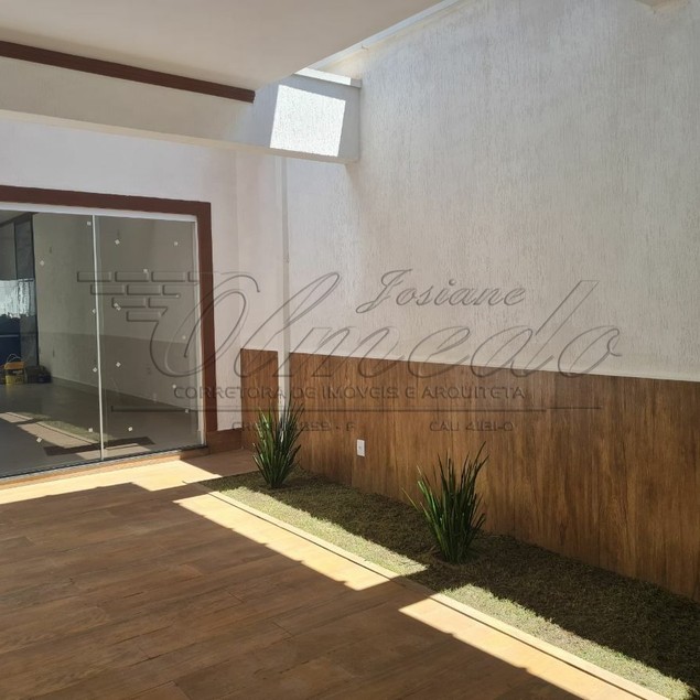 JOSIANE OLMEDO CORRETORA DE IMÓVEIS