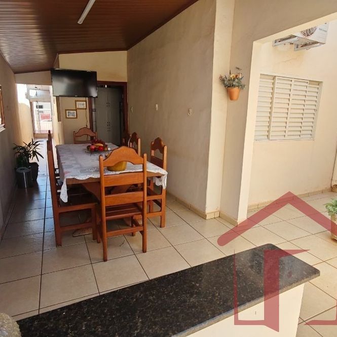 Casa 3 Dormitórios