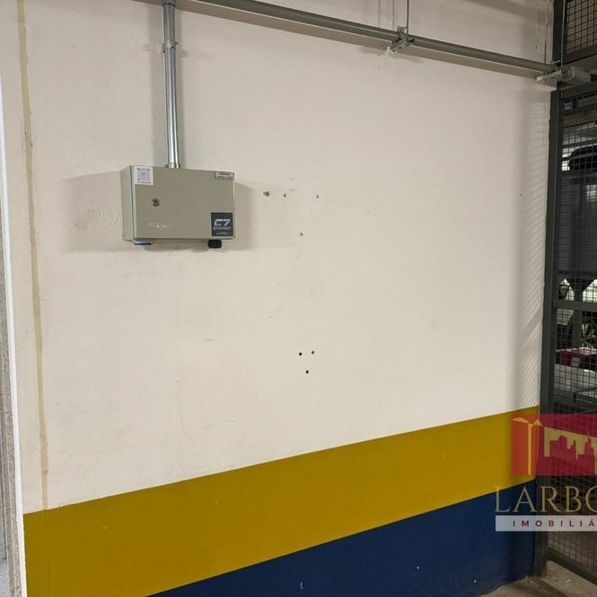 APARTAMENTO EM CONDOMÍNIO 4 QUARTOS