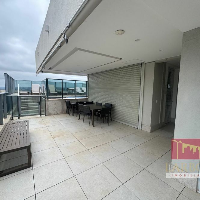 APARTAMENTO EM CONDOMÍNIO 4 QUARTOS