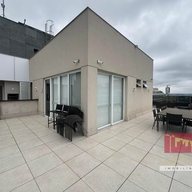 APARTAMENTO EM CONDOMÍNIO 4 QUARTOS