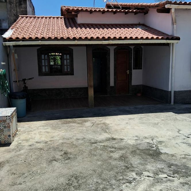 Casa CASA LINEAR COM 3 DORMITORIOS