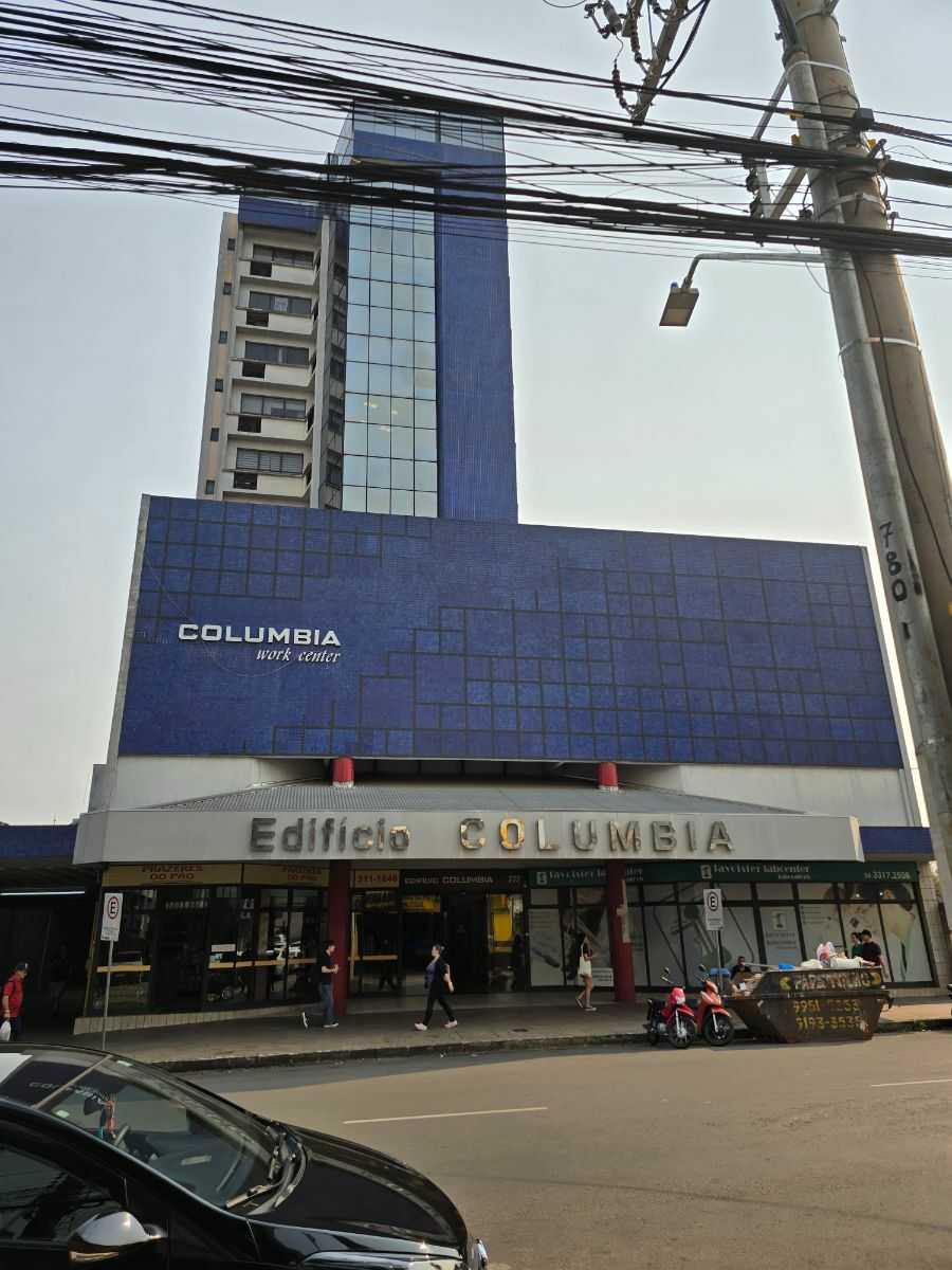 {{layout.imobiliaria.imb_razaosocial}}