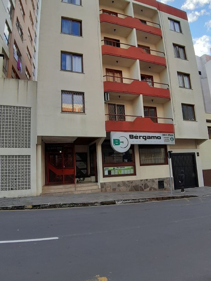 {{layout.imobiliaria.imb_razaosocial}}