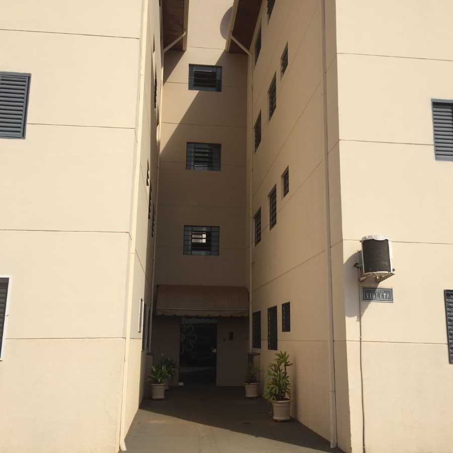 {{layout.imobiliaria.imb_razaosocial}}