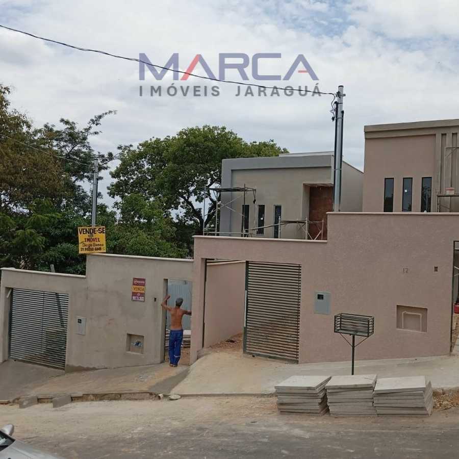 {{layout.imobiliaria.imb_razaosocial}}