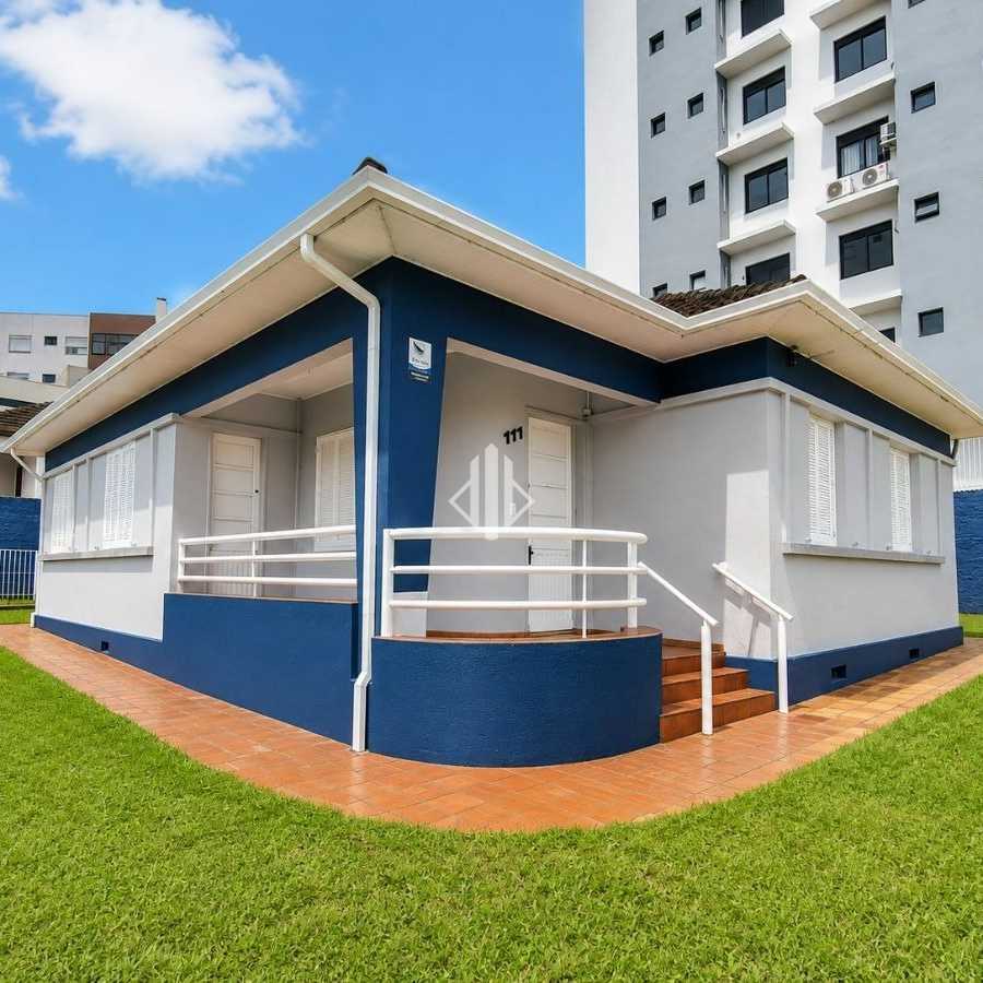 {{layout.imobiliaria.imb_razaosocial}}