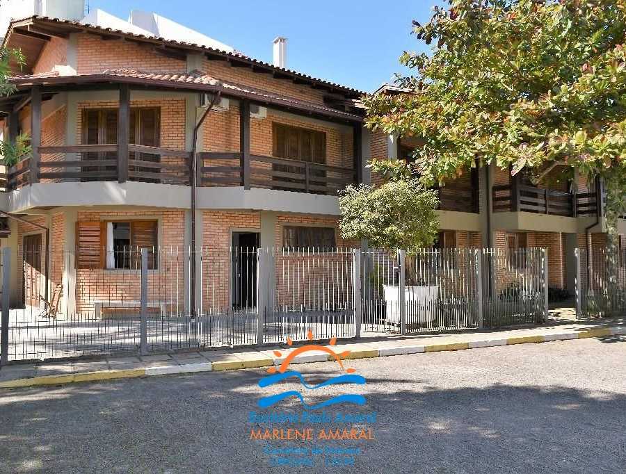 {{layout.imobiliaria.imb_razaosocial}}