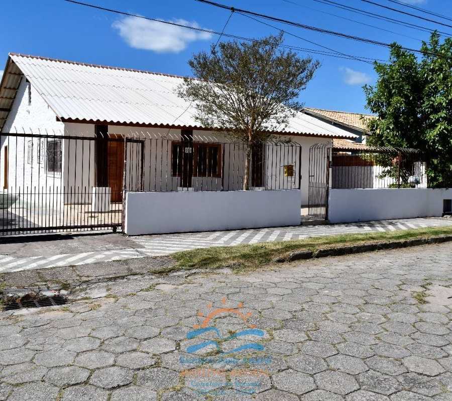 {{layout.imobiliaria.imb_razaosocial}}
