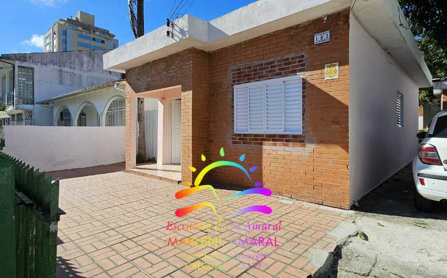 {{layout.imobiliaria.imb_razaosocial}}