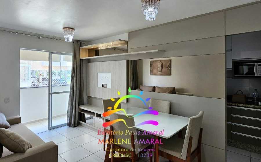 {{layout.imobiliaria.imb_razaosocial}}