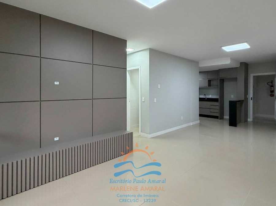 {{layout.imobiliaria.imb_razaosocial}}