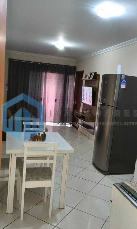 {{layout.imobiliaria.imb_razaosocial}}