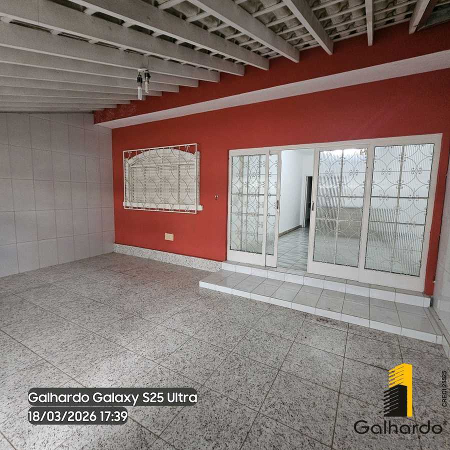 {{layout.imobiliaria.imb_razaosocial}}