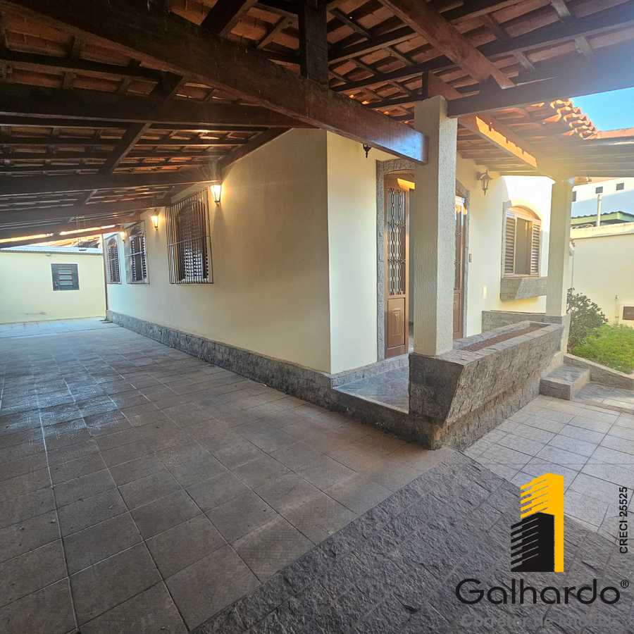 {{layout.imobiliaria.imb_razaosocial}}