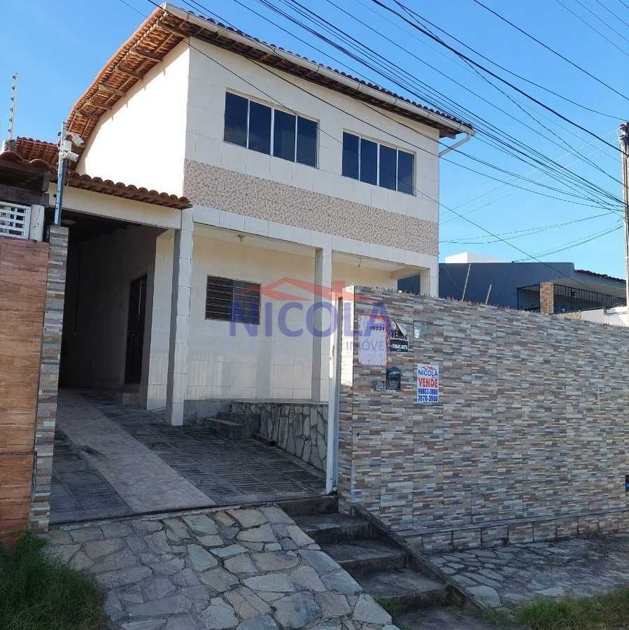 {{layout.imobiliaria.imb_razaosocial}}