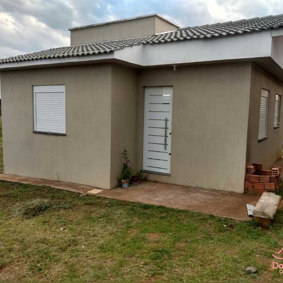 {{layout.imobiliaria.imb_razaosocial}}