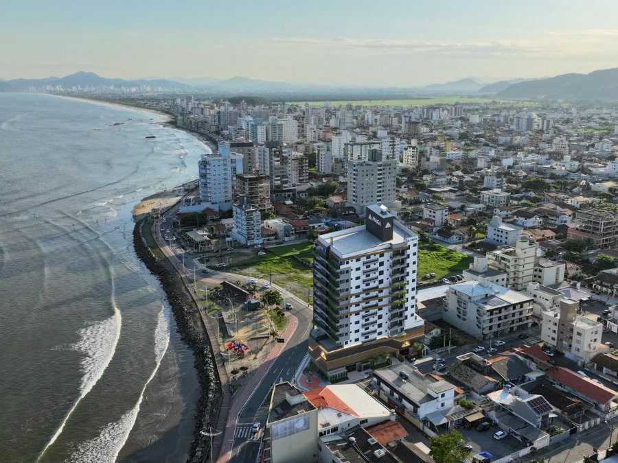 {{layout.imobiliaria.imb_razaosocial}}