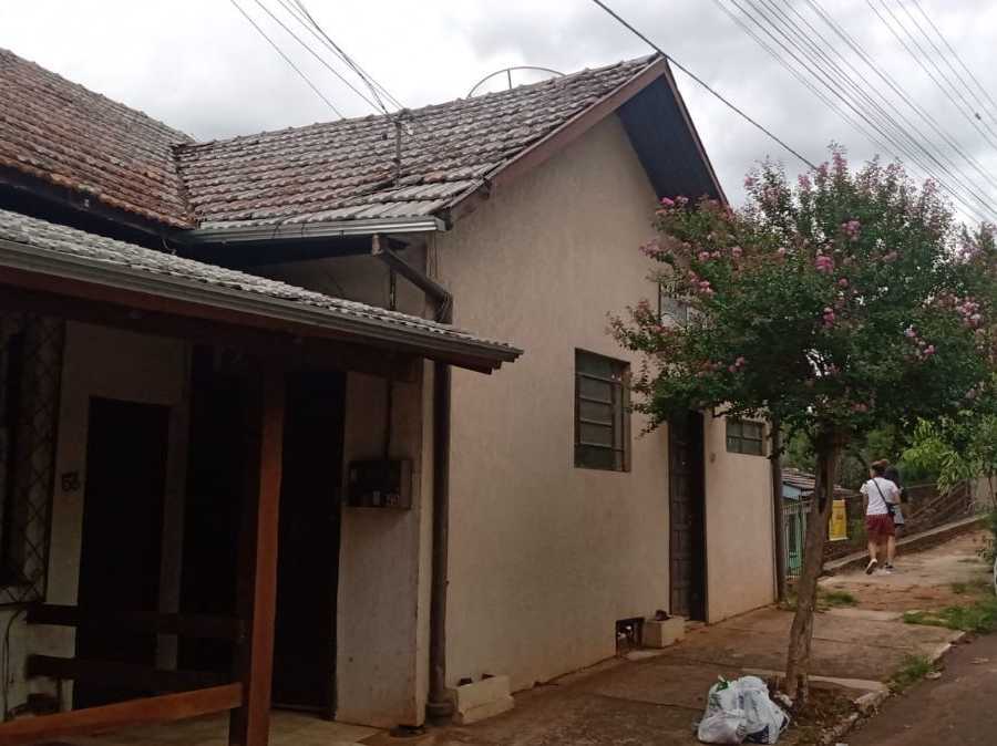 {{layout.imobiliaria.imb_razaosocial}}